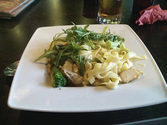 Cafe Luna Pasta & Pizza