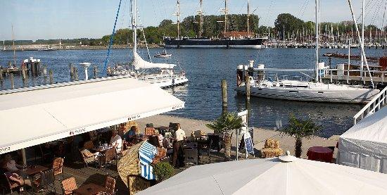 Marina Bar Cafe UG