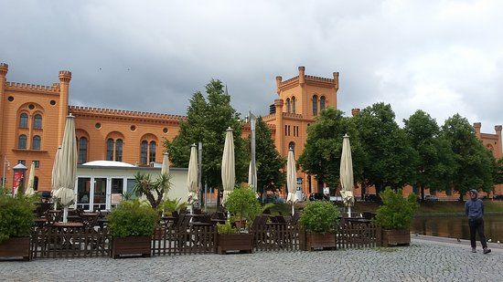 das Arsenal am Pfaffenteich