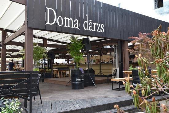 Doma Darzs