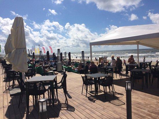 Sun & Moon beach bar