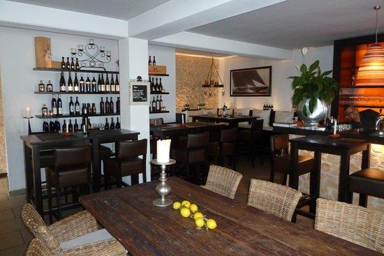 Sea Lounge