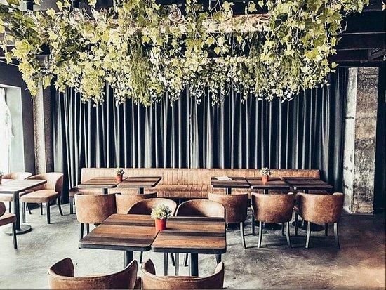 Gaisrine Restobar
