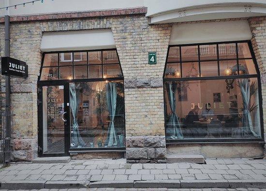 Cafe Juliet