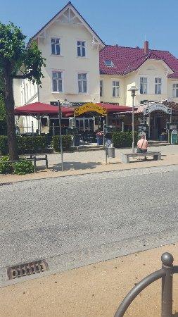Cafe Und Cocktailbar Maxx