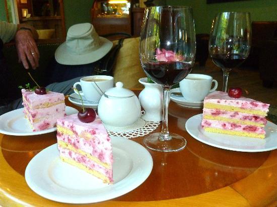 Cafe Grand